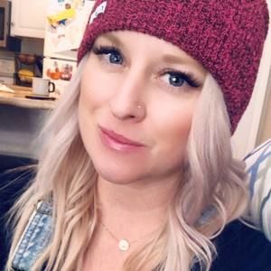 Meet your Posher, Marci